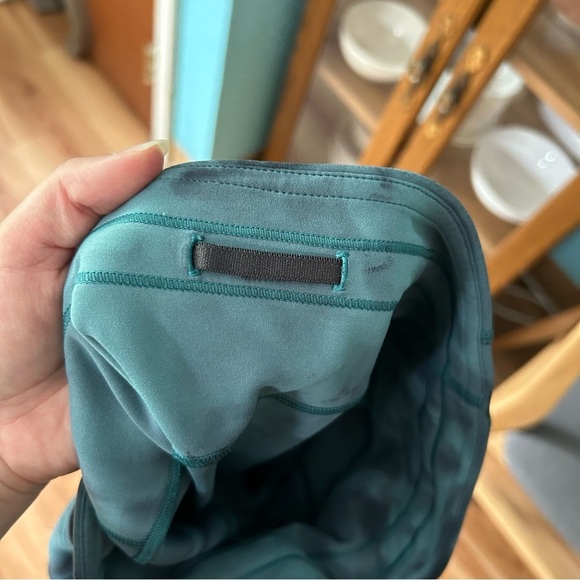 Lululemon Invigorate HR Crop 23” Tight Forest Shibori Graphite Grey Desert Teal - Picture 7 of 7